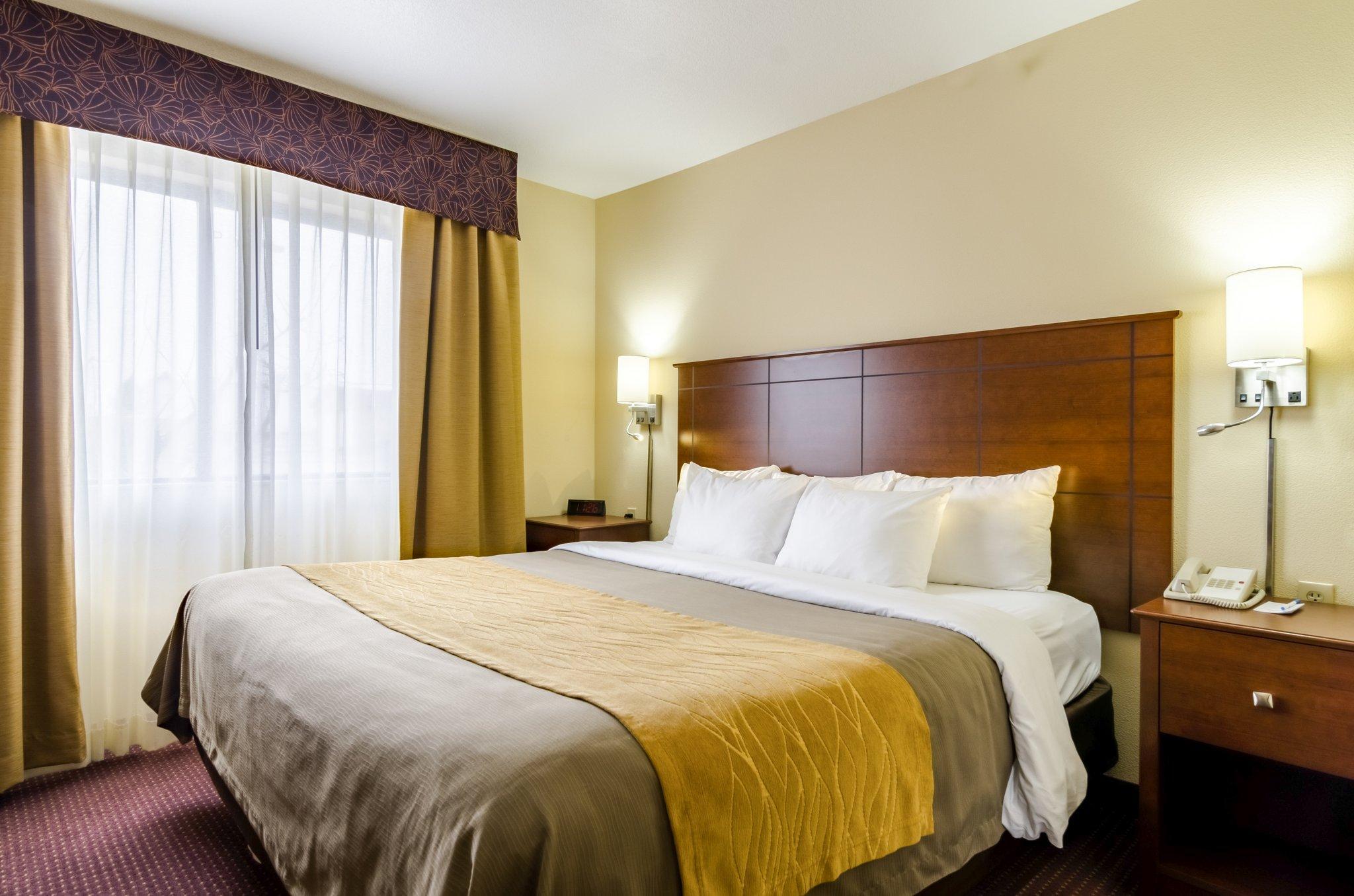 Comfort Inn Колбі Екстер'єр фото